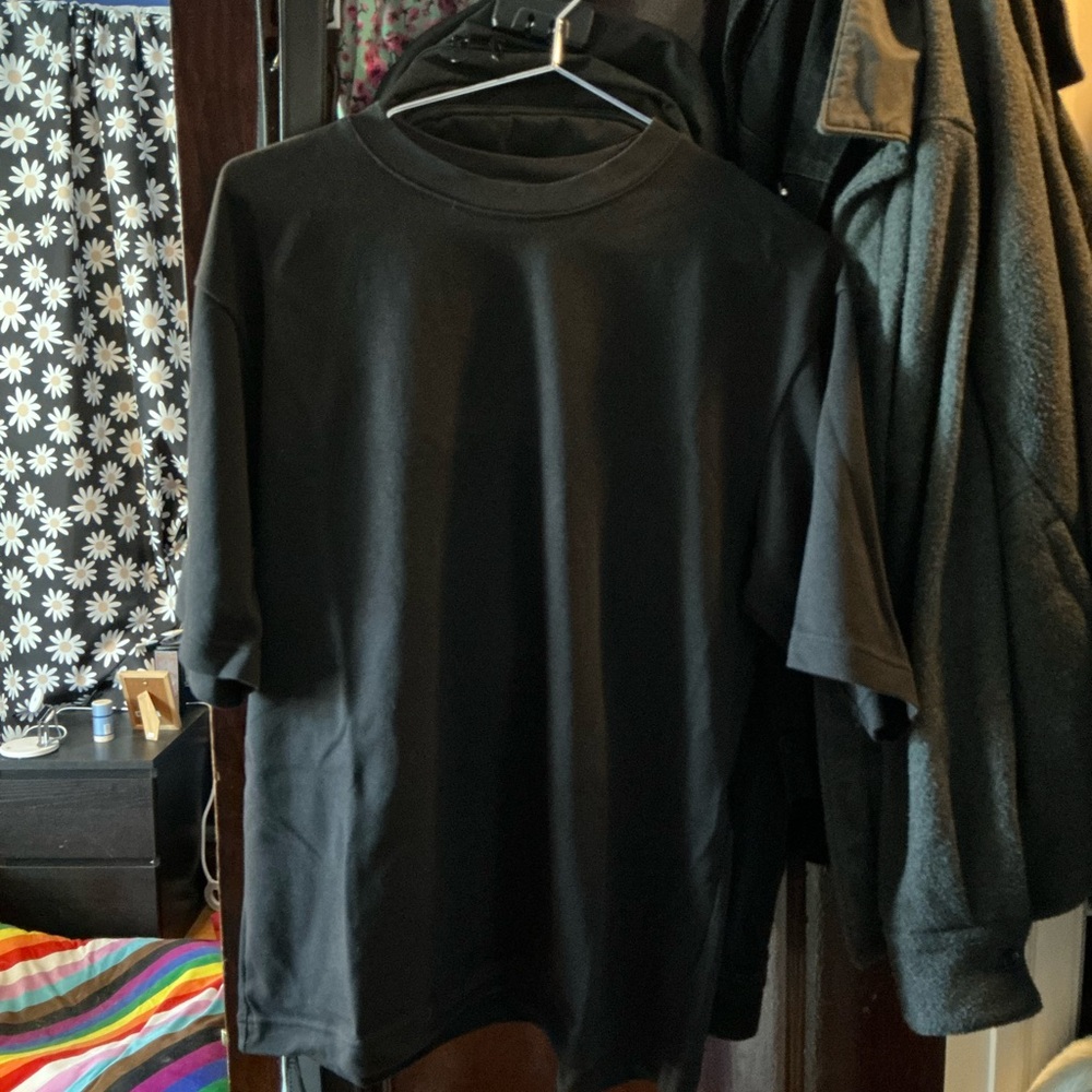 Uniqlo Black Short Sleeve Men's Tee